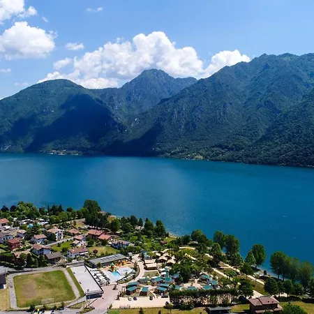 Idro Glamping Boutique * Anfo