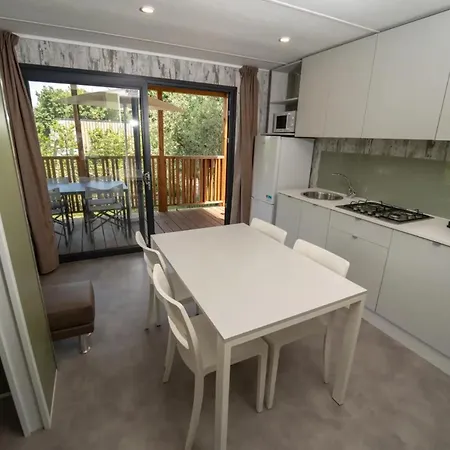 Idro Glamping Boutique