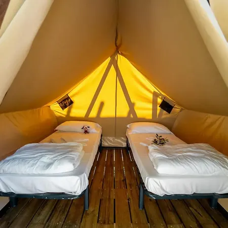 Idro Glamping Boutique Campsite *