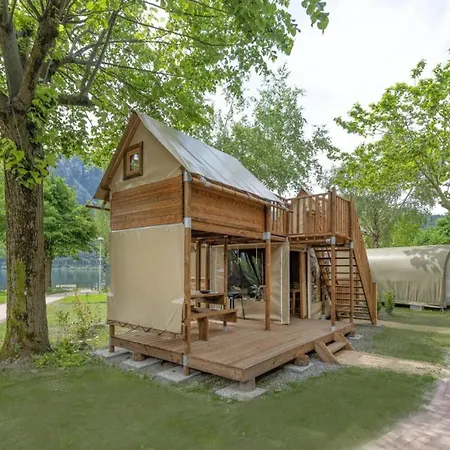Idro Glamping Boutique Campsite