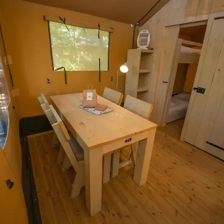 Idro Glamping Boutique * Anfo