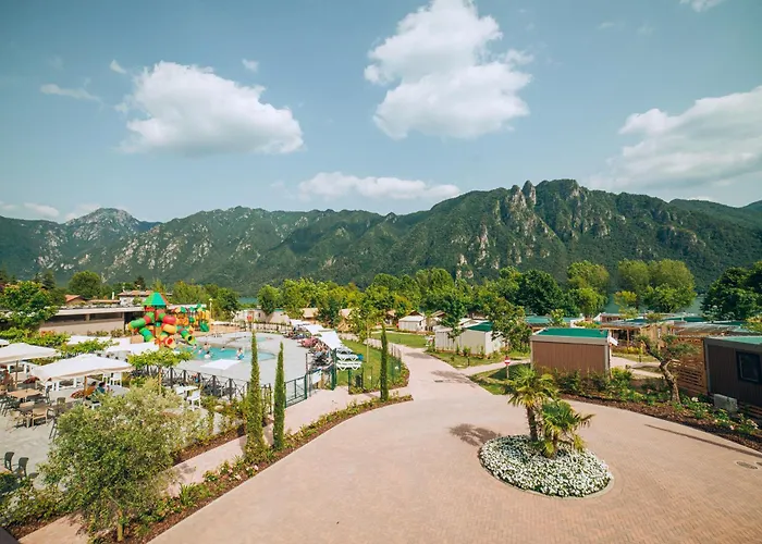 Idro Glamping Boutique Campeggio Anfo